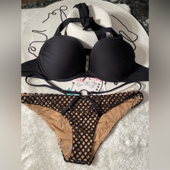 Victoria’s secret’s bombshell top 34D or 34DD and beach bunny XL bottoms - Picture 8 of 12
